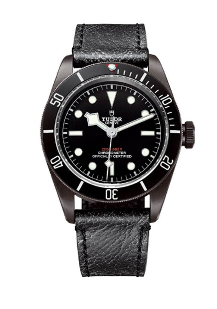 Heritage Black Bay Dark