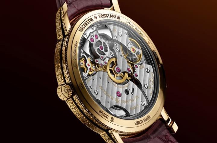 搭载 1731 超薄三问机芯，展现静音调速报时与长效动力，将精密声学与超薄工艺融为一体。