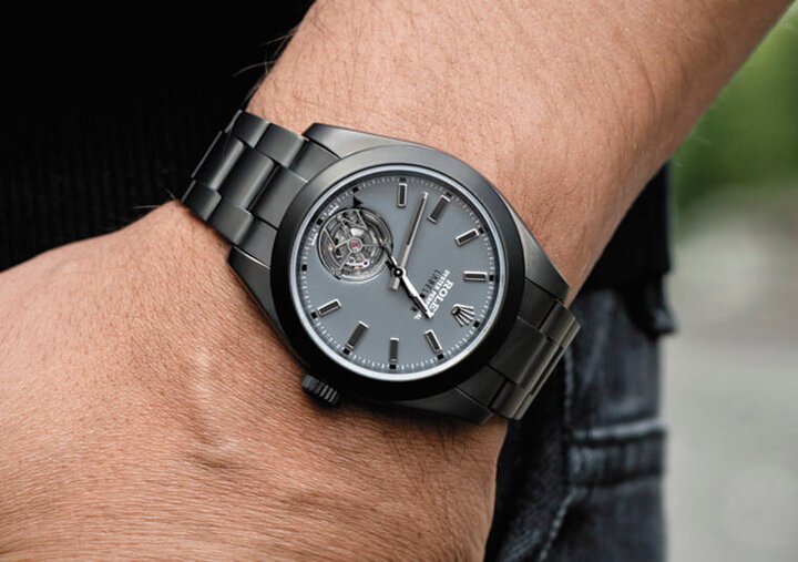 Milgauss 116400 LNT01HS-01最初发表于2018年，最大亮点就是帮劳力士手表加装陀飞轮，成为非官方版本史上首见的劳力士陀飞轮