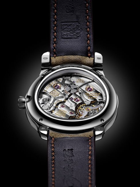 H. MOSER & CIE.勇创者万年历电光蓝腕表搭载机械手动上弦自制HMC 341机芯