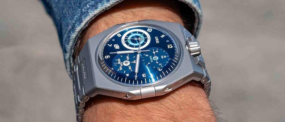 时空终章，蔚蓝典藏：URWERK UR-10 SpaceMeter Blue