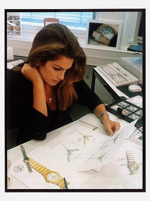 1996年：Cindy参与迷你星座表的设计