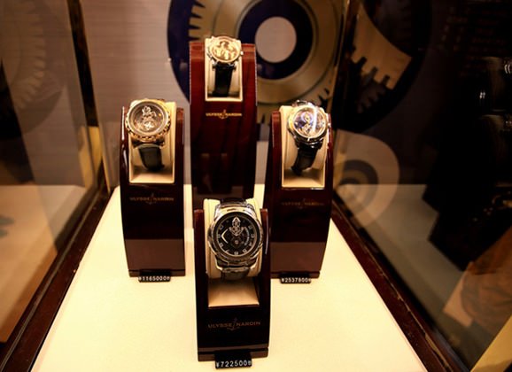 瑞士雅典表 Ulysse Nardin 问世诣术巡展乌鲁木齐站三问表以及2013巴塞尔新表展示