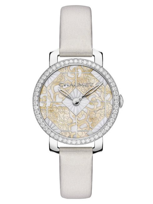 融合自然主义精神及优雅风格的珠宝臻品，CHAUMET Hortensia绣球花腕表优雅、脱俗