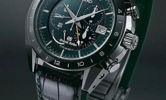 GS全新Spring Drive GMT计时表(SBGC017)有著深具特色的冷杉图样墨绿色面盘