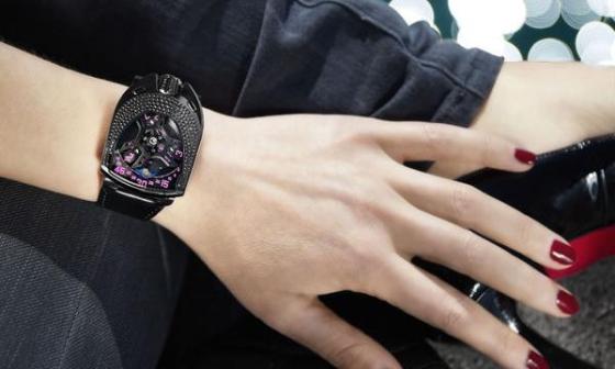 暗中盛开的粉红莲花 —— Urwerk 全新UR-106 Black Pink Lotus腕表