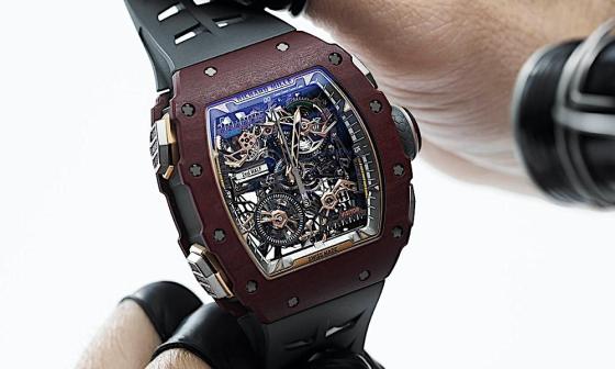 刻划球场上的每个瞬间：RICHARD MILLE RM 41-01 足球陀飞轮腕表