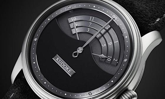 德国独立制表 KUDOKE 3 Nocturne 限量 20 只登场 独门三臂时针搭配首创 "Flakes" 机芯雕花