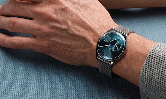迈向当代的下一篇章：RESSENCE Type 11 登场，首度采用自制机芯