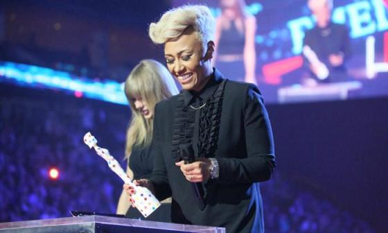 艾梅丽•桑德获得2013全英音乐奖大奖