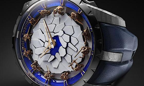 罗杰杜彼圆桌骑士系列改用大马士革钛金属搭配蓝色慕拉诺玻璃呈现冬日冰封场景