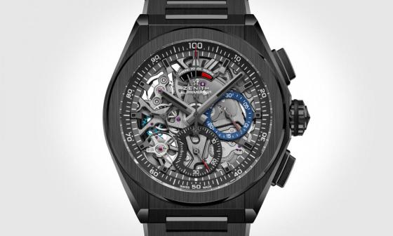 真力时的Defy El Primero 21腕表推出黑色陶瓷新作，面盘上的零件如时标与指针皆经过镀钌处理以与整体的黑色调搭配，同时品牌一口气推出橡胶表带与陶瓷链带两种版本