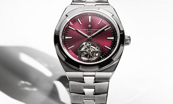 深红旭日：江诗丹顿 Overseas 陀飞轮腕表