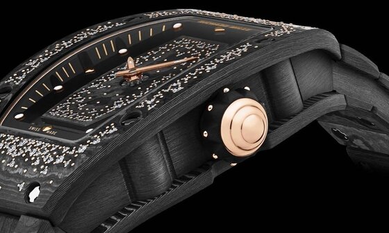星芒藏于毫厘之间，RICHARD MILLE 突破材质边界的镶嵌工艺