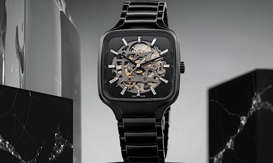 聚光勾勒 跃动真我：RADO True Square 真我方形镶钻镂空腕表