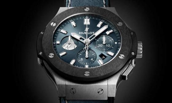 宇舶为了向瑞士高峰马特洪峰致敬，特地采用当地的主要石材——板岩作为制表材料，结合金属表壳材质，打造出令人耳目一新的混合材质计时码表