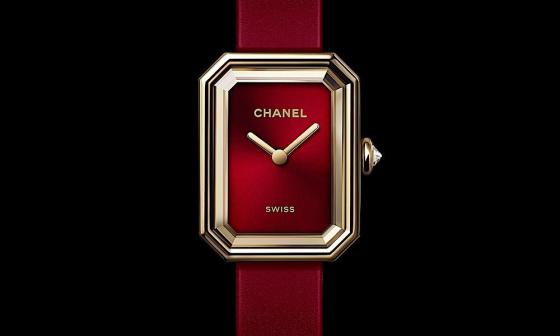 红色即生命：CHANEL Première Ribbon Red