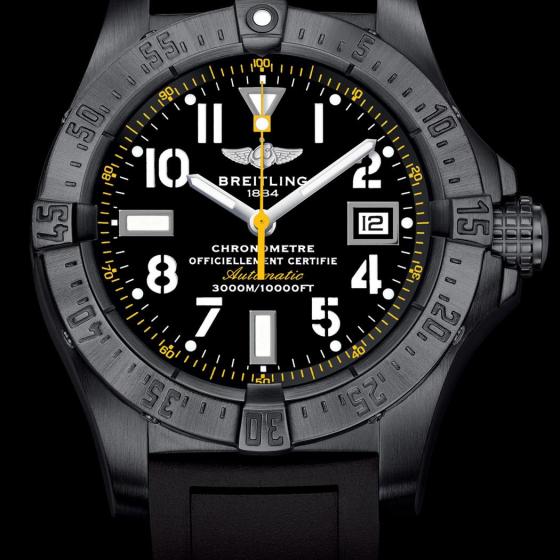 Breitling百年灵AVENGER SEAWOLF 深潜海狼黑钢黄针限量版腕表