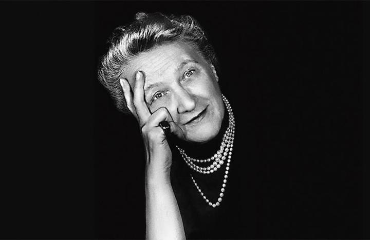 Betty Fiechter女士于1933年出任宝珀CEO，开启表坛任用女性担任CEO的先例
