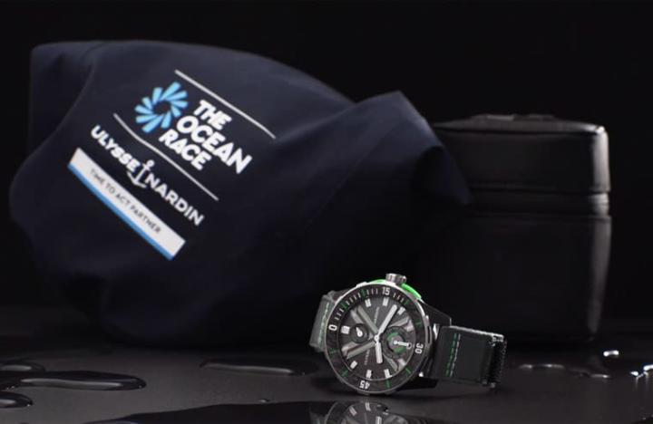 手表表盒为防水R-PET再生织物材质，外层的防水袋由挪威户外服饰品牌Helly Hansen采用来自海洋的回收塑胶再生而成，将手表的回收再利用理念推向极致。